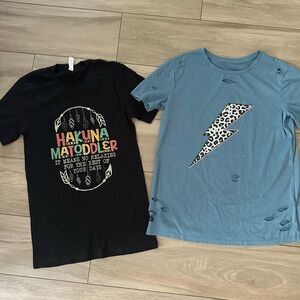 Women’s oversized graphic tee bundle mom shirt comfy tops